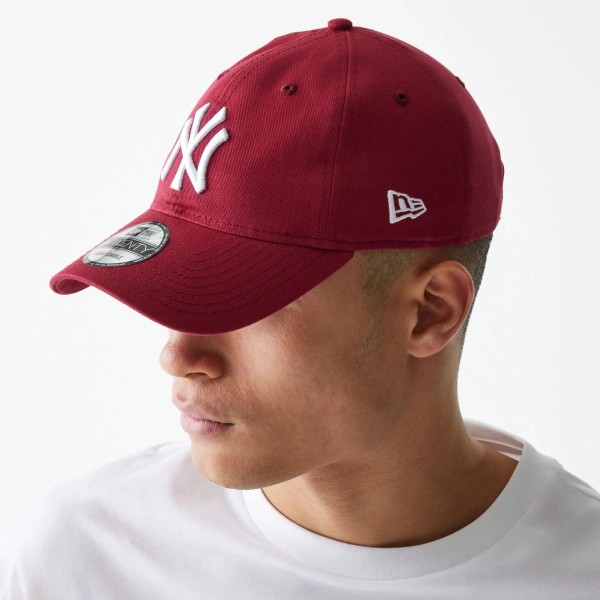 NEW ERA Dunkelrote New York Yankees League Essential 9TWENTY verstellbare Cap
